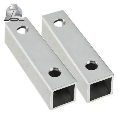 China Construction Or Industry 6061 Aluminum Square Tube Extrusion Custom Machining Square Tubing With Holes for sale