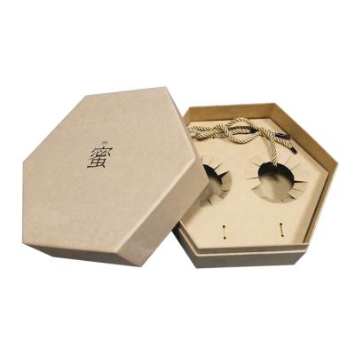 China Disposable Cardboard Luxury Paper Gold Stamping Logo Gift Packing Box for sale