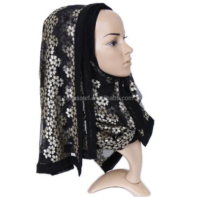 China 2019 Fashion Hot Sale Muslim Long Shawls Plain Stripe Lace Hijab For Women for sale