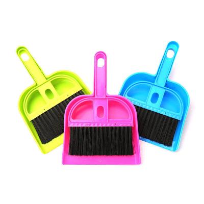 China Viable Hot Sale Mini Hand Computer Keyboard Cleaning Beater Brush Dustpan Set Table for sale