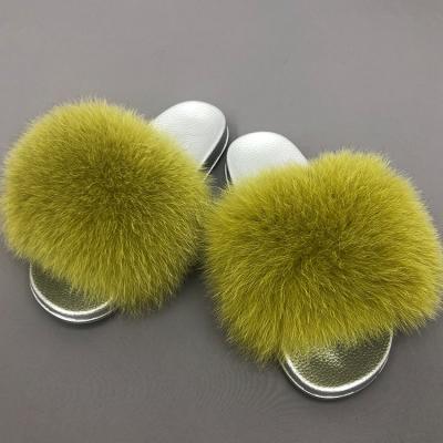 China 2021 New Light Weight Fluffy Fox Fur Slides Designer Fur Slides Fur Slide Sellers for sale