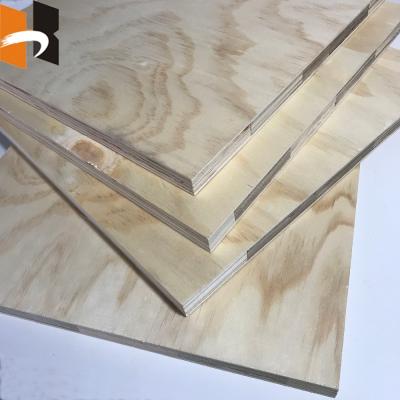 China Construction 18mm Concrete Finger Joint Core Radiata Pine Faced Formwork Plywood for sale