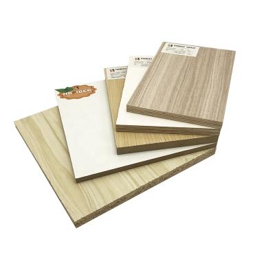 China Moisture Proof Melamine MDF Particle Board Chipboard Melamine Plywood Paper Coated Board for sale