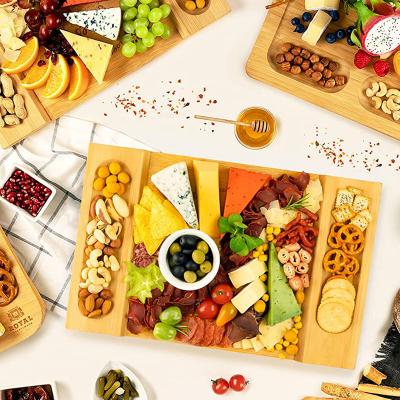 China Amazon Sustainable Family's Hot Parties, Picnics, Eco-Friendly Bamboo Camping Contains No BPA BPA Free Cheese Board And Knife Set Bamboo for sale