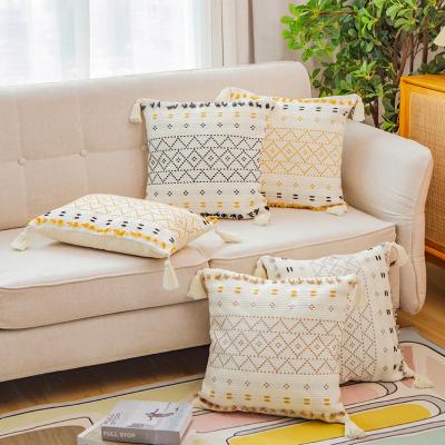 China Decorative Handmade Jacquard Folded Monad Moroccan Boho Stripes Sofa Cushion Throw Pillow Cover with Tassels for sale