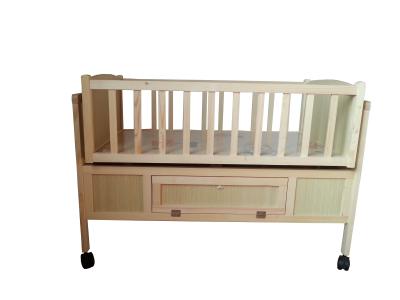 China Auto Swing Wooden Baby Bed Cot with Remote Controller for Girls for sale