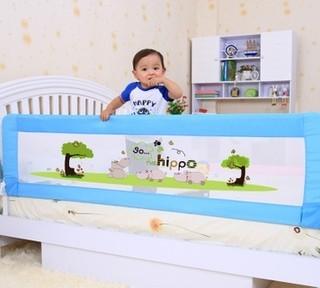 Cina Le rotaie pieghevoli del letto di bambino di progettazione di modo impediscono il bambino che cade in vendita