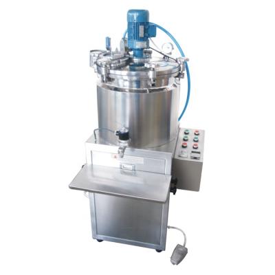 China GS-2 Pasty Materials Hot Selling Semi-automatic Pneumatic Volumetric Water/Oil/Emulsion Filling And Filling Machine For Liquid Cream for sale