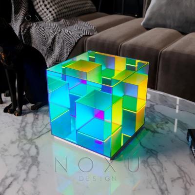 China Modern Modern Decorated 3d Melaleuca Reflect Rubik's Cube Lamp Led Colorful Table Lamp for sale