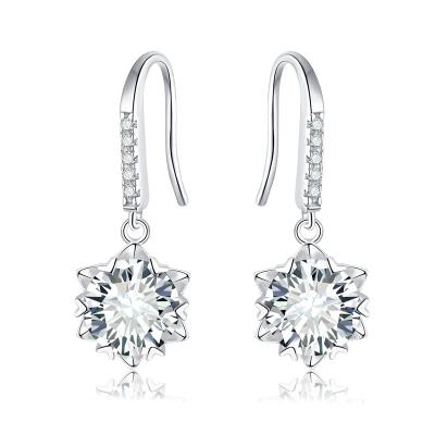 China Nice Design 925 Sterling Silver 14k 18k White Gold 1 Carat Moissanite Jewelry Fashion Gold Earrings Bridal Stud for sale