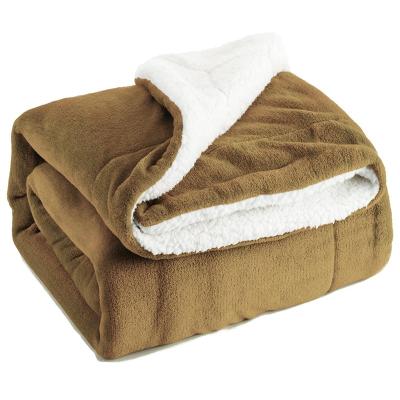 China Manufacturers Yiwu Extra Heavy Flannel Wholesale Waterproof Sherpa Double Lambskin Blanket for sale