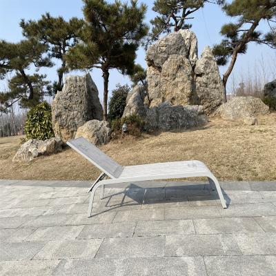 China Modern Durable Using Low Price Outdoor Comfortable Garden Furniture Reclining Chair for sale