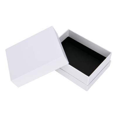 China Bracelet Ring Jewelery RuiZhi Low MOQ Wholesale Custom Made Simplicity Square White Lid Logo Gift Jewelry Boxes and Low Box Packaging for sale