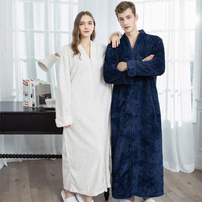 China Breathable Long Plush Bathrobe Men Zipper FleeceFunky Bathrobes With Pockets Zipper Full Length Robes for sale