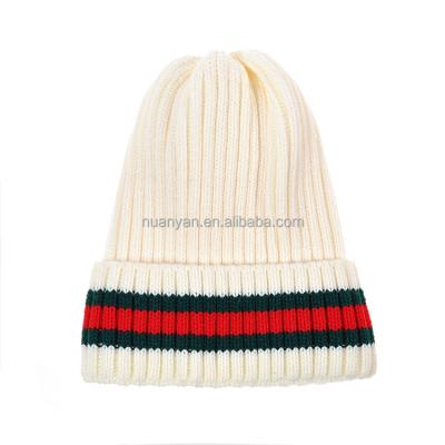 China Wholesale COMMON Knitted Outdoor Mount Luxury Designer Beanie Unisex Headwear Winter Cap Winter Hat Stripe Thickened Yarn Wool Hat for sale