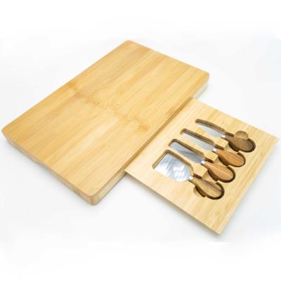 China Sustainable High Quality Luxury Tray Serving Wooden Serving Board Food Serving Tray For Serving for sale