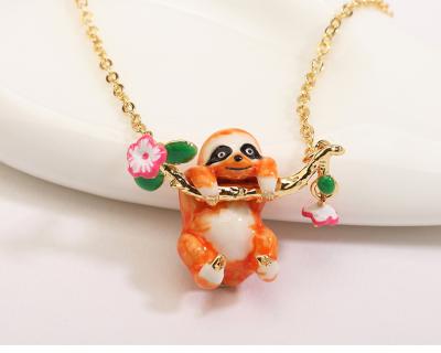 China Fashion Design CLASSIC Gold Plated Women Brass Jewelry Animal Pendant Necklaces for sale