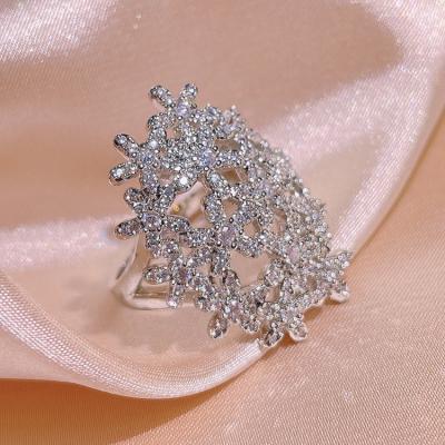 China CLASSIC Sparkle Flower Shape Small Sparkle Zircon Ring Premier Jewelry For Women Ring Jewelry for sale