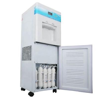 China 50L Outdoor Type Hot And Cold Water Atmospheric Air Water Generators Rack for sale