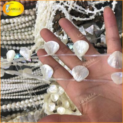 China 100% Natural Color As Photo Pearlescent Teardrop Beads Shell Briolette Drop Beads Natural White Sea Shell Beads Wholesale for sale