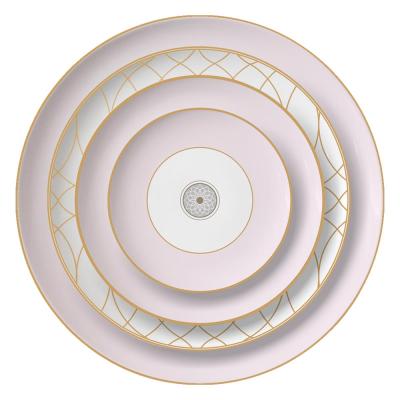 China Sustainable Design Round Pink Hotel Used Bone China Ceramic Dish Dinnerware Sets With Gold Rim for sale