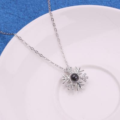 China Hot sales rose gold snowflake women accessories necklace 100 languages i love you necklace for sale