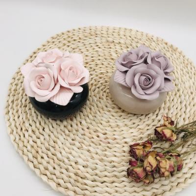 China Eco-friendly Wholesale Ceramic Flower Tubular Diffuser for sale