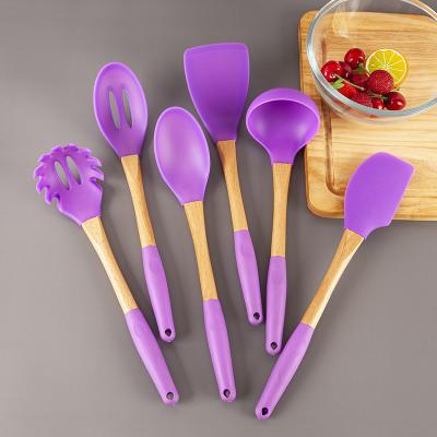 China Sustainable 6 Pcs Kitchenware Kitchen Tools Purple Silicone Utensil Kitchen Set With Soft Grip Wood Handle for sale