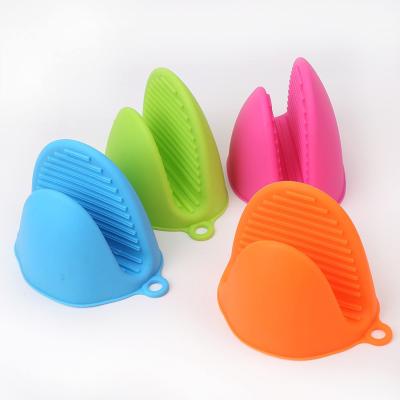 China Hot Selling Viable Amazon Microwave Oven Silicone Glove Insulated Anti Scald Clip Silicone Oven Slip-proof Anti-hot Gloves for sale