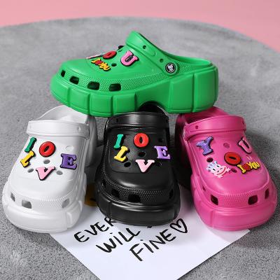 China Fashion Trend Clogs 2022 Women Beach Slippers Stylish Eva Clogs Latest Shoes Design Modern High Heels Sandals for sale