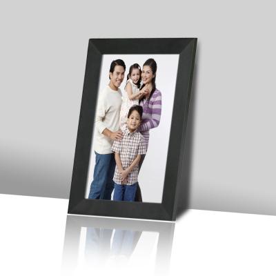 China Picture and Video Sharing 10.1 Inch Wifi Digital Photo Picture Frames With Touch Screen With Frameo APP Share Photos Videos for sale