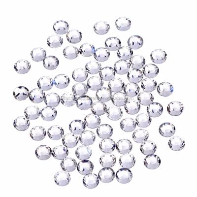 China Flatback Crystal Flat Back Rhinestone Round Diamante 4mm Gems, Non-Self-adhesive for sale