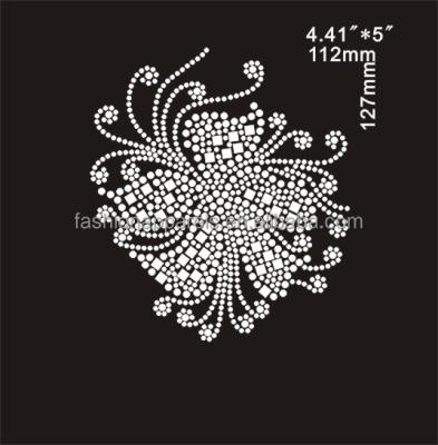 China Hot Sale Flower Design Rhinestone Hotfix Rhinestone Transfer Pattern Flatback Iron On Apparel for sale