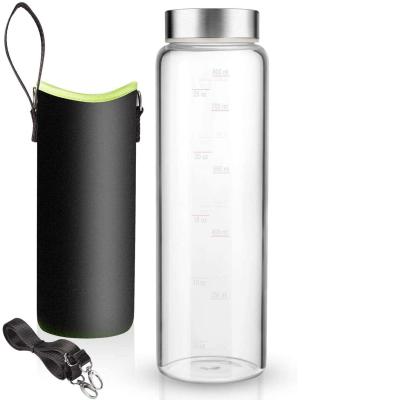 China Borosilicate 32oz Stainless Steel Lid Stocked Glass Water Bottle With Silicone Sleeve for sale