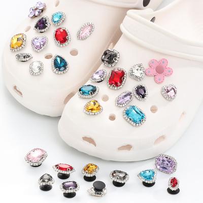 China Custom Croc Luxury Clog Charms New Shoe Decorations DIY Clogs Women Shoes Bundle Charms For Croc Fashion Rhinestone Croc Decoration for sale