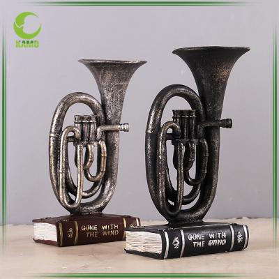 China Christamas Home Decoration 2017 Retro Trumpet Musical Ornament Christmas Decoration for Office and Study Living Room for sale