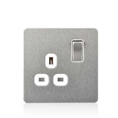 China Residential / General Purpose BS UK Stainless Steel Wall 13a 1 Gang 3 Pin Switch Socket for sale