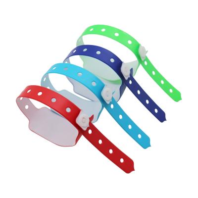 China Waterproof Vinyl Wristband Printing ID Vinyl Wristbands Club Fishing Custom PVC Wristband for sale