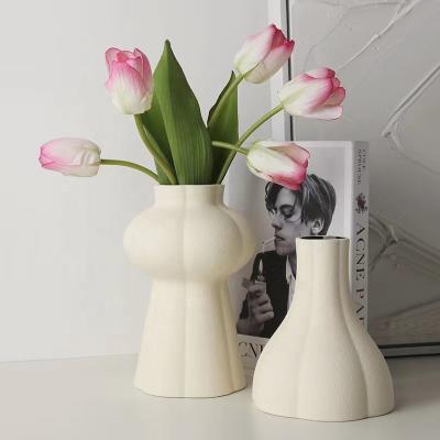 China Low MOQ New Ware Tulip Flower Vase Ceramic Vase Ceramic Vases For Hotel Homedecoration for sale