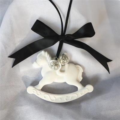 China Hot Selling Birthdays Ins Style Simple Pony Shaped Essential Oil Scented Plaster Wedding Gift for sale