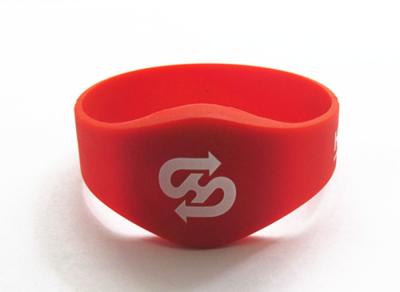 China RFID Event Wristbands With Logo Printing For Entertainment , Environment Friendly for sale