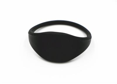 China Custom Proximity 13.56MHz RFID Silicone Wristband Compatible  1K For Hotel for sale