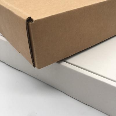 China Recyclable Express Shipping Paper Box Kraft Paper Box OEM ODM Corrugated Paper Box For Shoes Clothes for sale