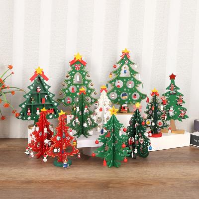 China Hot America 2021 Creative Wooden Christmas Tree Decorations Pendant Wooden Checkered Tabletop Christmas Tree for sale