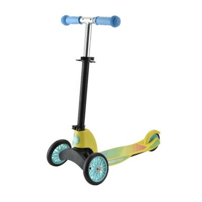 China Child ' Foldable Design Height Adjustable Mini Self Balancing Children 3 Wheels Scooter for sale