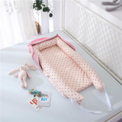 China Outdoor Baby Crib Cocoon Sleeping Bag Princess White Newborn Baby Traveler Pophorn Bag Nest Modern Crib for sale