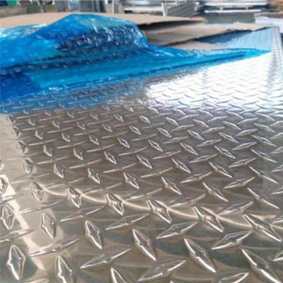 China Thickness 0.2-300mm Embossed Five Bar 5754 Aluminum Diamond Tread Plate Sheet 5052 3003 2024 Aluminum Coil for sale