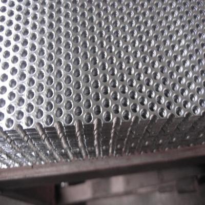 China 304 304L 316 316L Stainless Steel Decorative Material Perforated Metal Sheet Slotted Galvanized Metal Sheet Aluminum Plate Sheet for sale