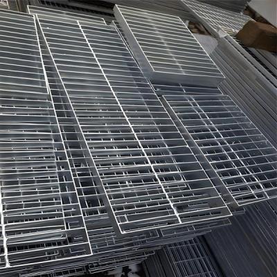 China Galvanised Serrated Steel Grating for Platform Steel Floor for sale