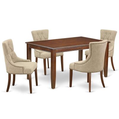 China 2022 Modern High Quality Dining Room Furniture Carving Dining Table Wood Dining Table Set With Chairs for sale